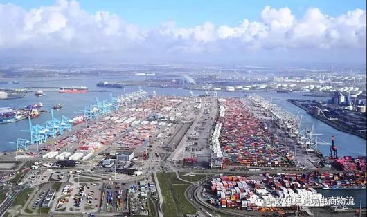 海运美国多家船公司在洛杉矶和长滩港排队,货物拥堵严重！
